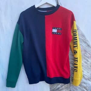 Vintage Tommy Jeans crewneck sweatshirt